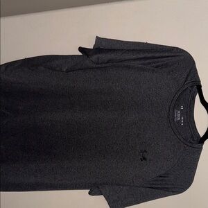 Under Armour Gray Short Sleeve Tee